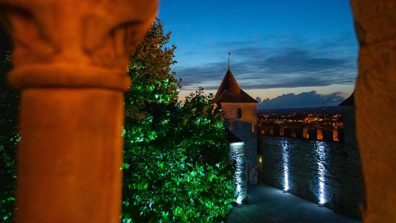 Tout Confort ! Calme, Climatisation, Parking Gratuit, Grande Terrasse, Ascenseur, Wifi Carcassonne Dış mekan fotoğraf
