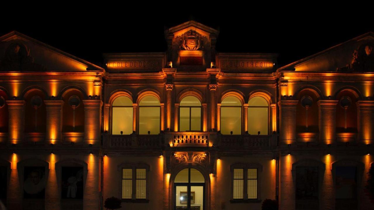 Tout Confort ! Calme, Climatisation, Parking Gratuit, Grande Terrasse, Ascenseur, Wifi Carcassonne Dış mekan fotoğraf